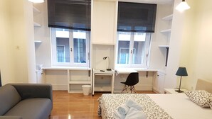 Traditional-Apartment, 5 Schlafzimmer, 2 Bäder, Stadtblick