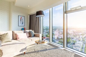 Business Studio, 1 Queen Bed, City View, Tower | View from room