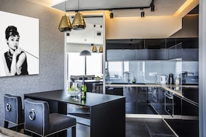 Standard Apartment, 1 Bedroom, City View, Tower | Private kitchen | Fridge, microwave, stovetop, dishwasher