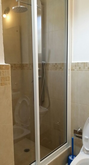 HandtĂŒcher, Toilettenpapier