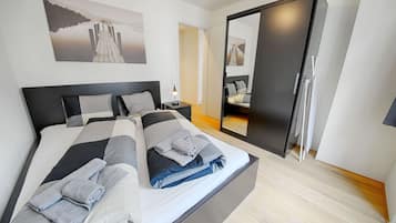 13 bedrooms, bed sheets