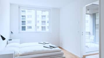 6 bedrooms, bed sheets