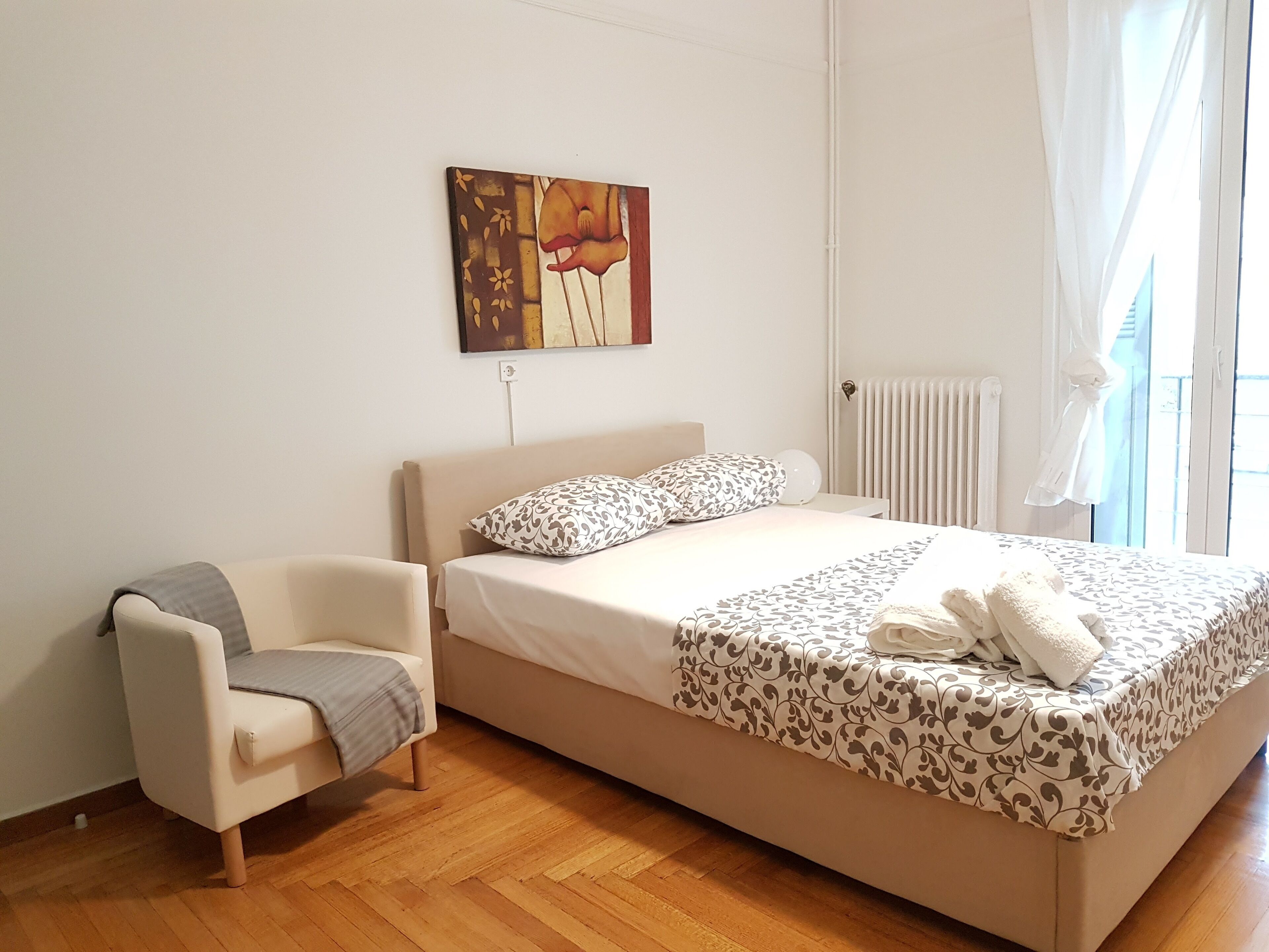 Apartment, 4 Bedrooms | 4 bedrooms, desk, laptop workspace, soundproofing