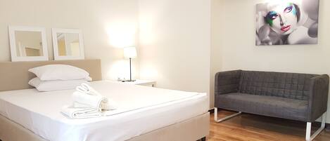 Standard Apartment | 1 bedroom, individually decorated, individually furnished