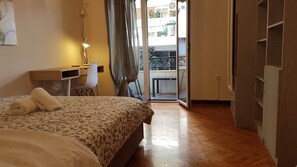 4 bedrooms, iron/ironing board, free WiFi, bed sheets - Erra - Teal - Athens Center, 110m², 4 BD, 2 BATH (Athens)
