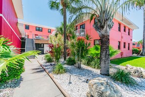 Property grounds - Beachfront living steps from the sand! (St Pete Beach)
