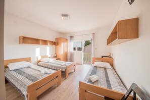 3 chambres, accès au Wi-Fi (inclus), literie fournie