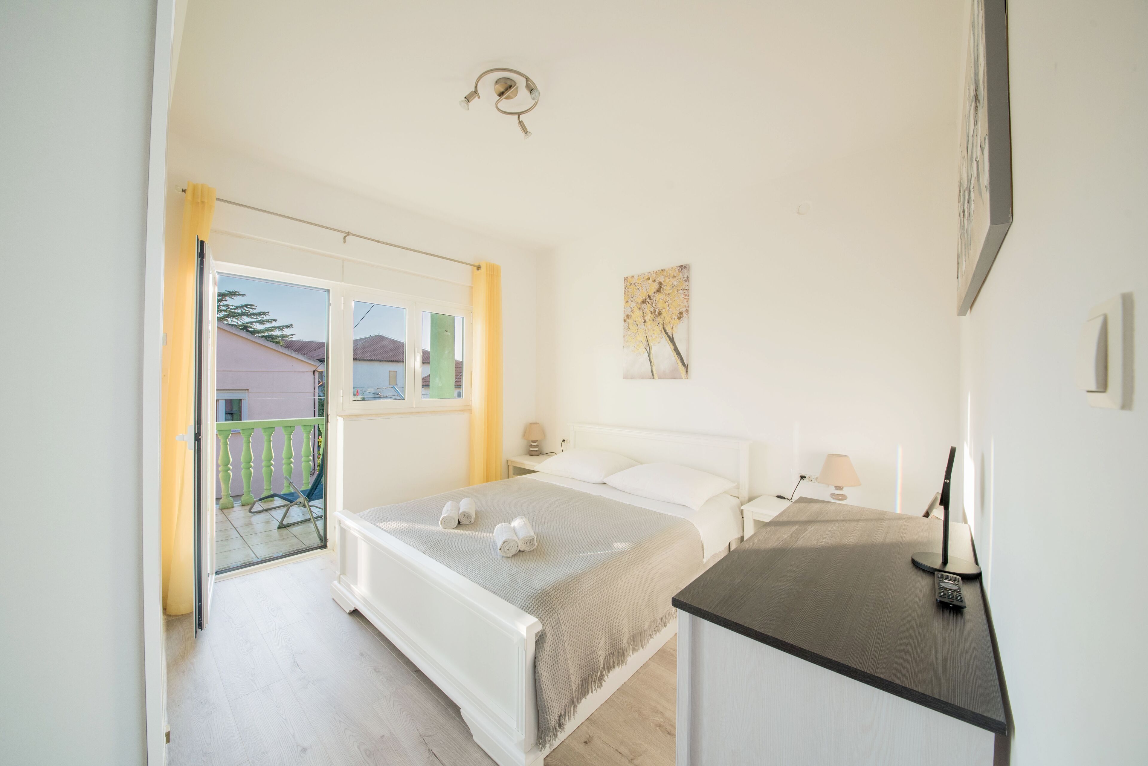 3 bedrooms, free WiFi, bed sheets