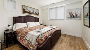 Room - Downtown Escape 1BR Condo (Traverse City)