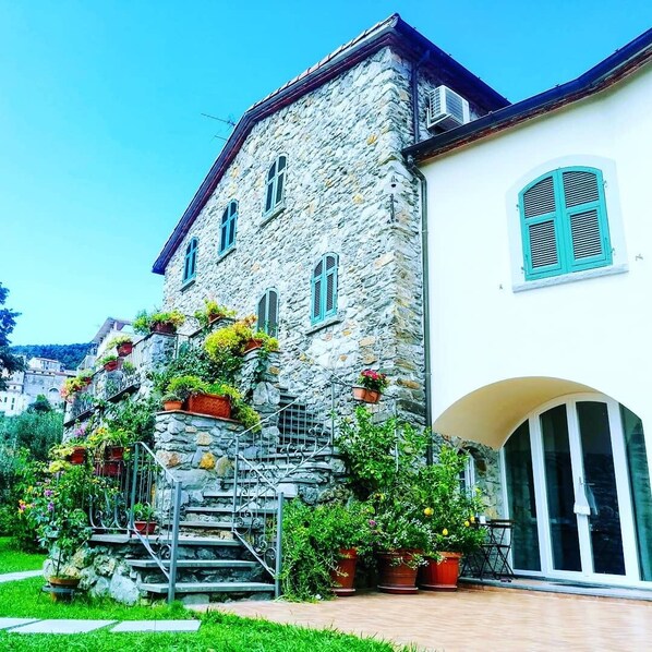 Front of property - Il Casale del Magra (Ameglia)