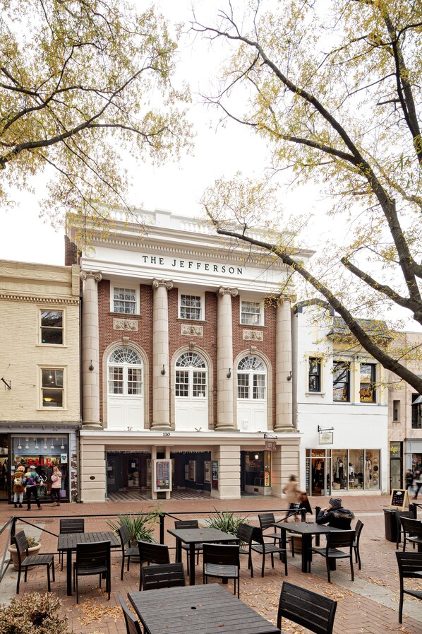 Restauration extérieure