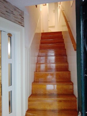 Corrimãos nas escadas