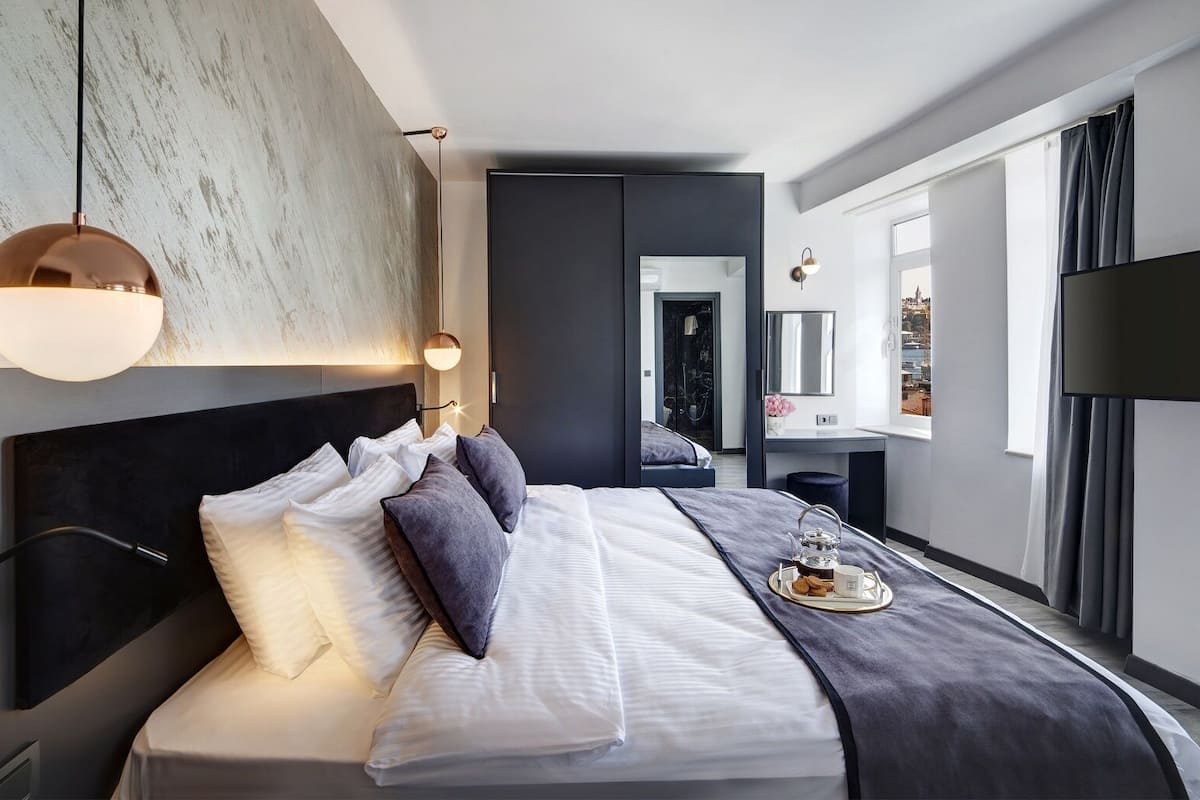 Kamar Quadruple Keluarga | Pemandangan jalan