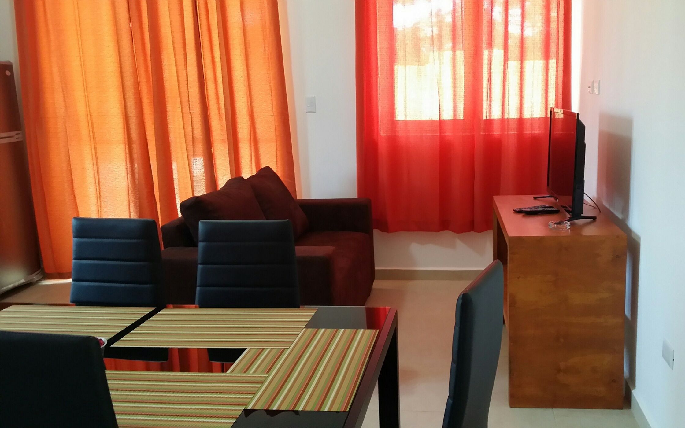 Budget Guest-friendly Room In Downtown Sosua, Near Everything, Wifi, Cable Tv - República Dominicana