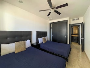 2 bedrooms, iron/ironing board, WiFi, bed sheets - Unwind in a Modern Condo with Stunning View #303 (Puerto Peñasco)