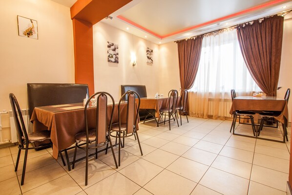 Restaurant - Hotel Kristal (Nizhny Novgorod)