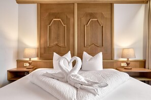 In-room safe, desk, free WiFi, bed sheets