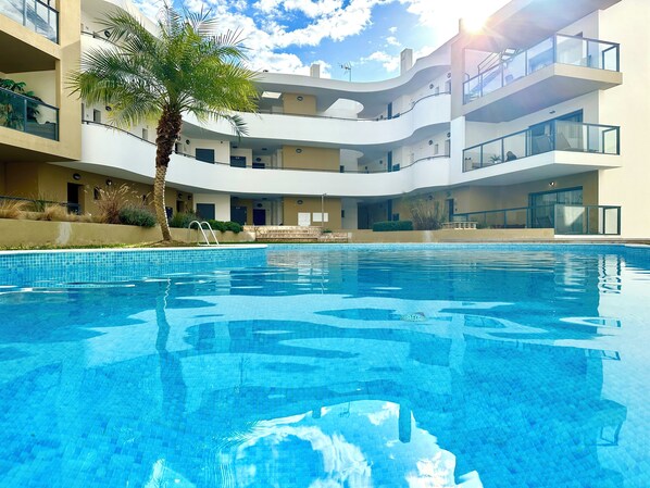 Outdoor pool, a heated pool