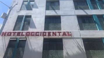 Fachada de la propiedad