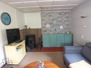 Televisión, libros y estéreo 