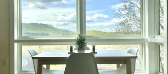 Greensview Apt | 2 Bedroom, 2 Bath - Beautiful views!