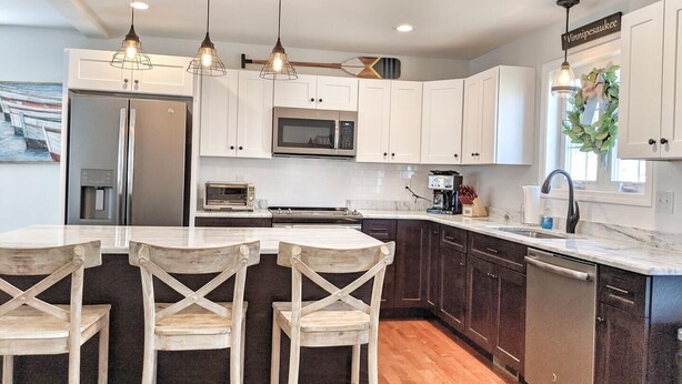 Private kitchen - Memory Lane with Community Pool! (Laconia)