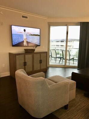 TV, video library