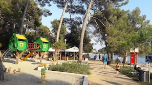 Children's area - Studio Samsa in Rovinj - Borik 250 m vom Strand (Rovinj)