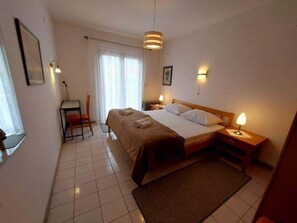1 quarto, ferros/tábuas de passar roupa, Wi-Fi, roupa de cama