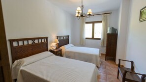 5 chambres, fer et planche Ă repasser, Wi-Fi
