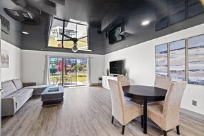 Casa (131 Kimberly Drive) | Exterior