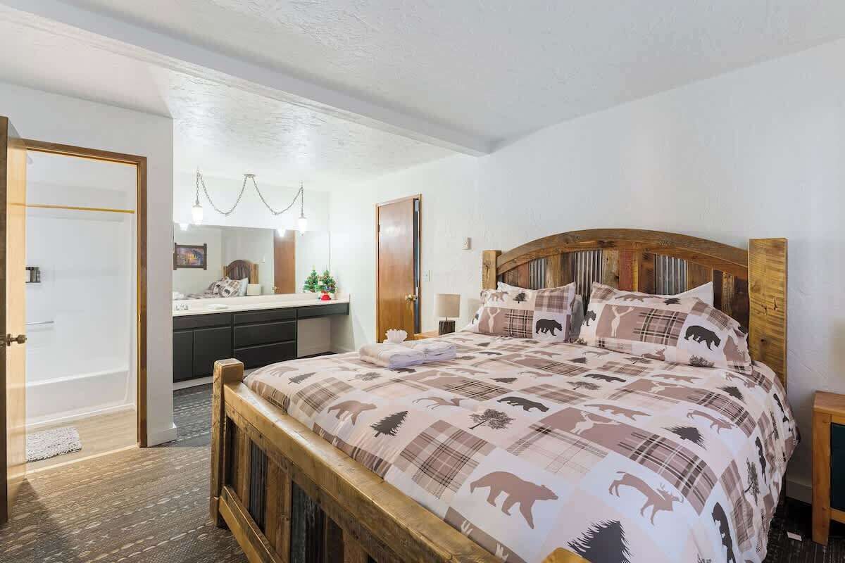 1 bedroom, free WiFi, bed sheets