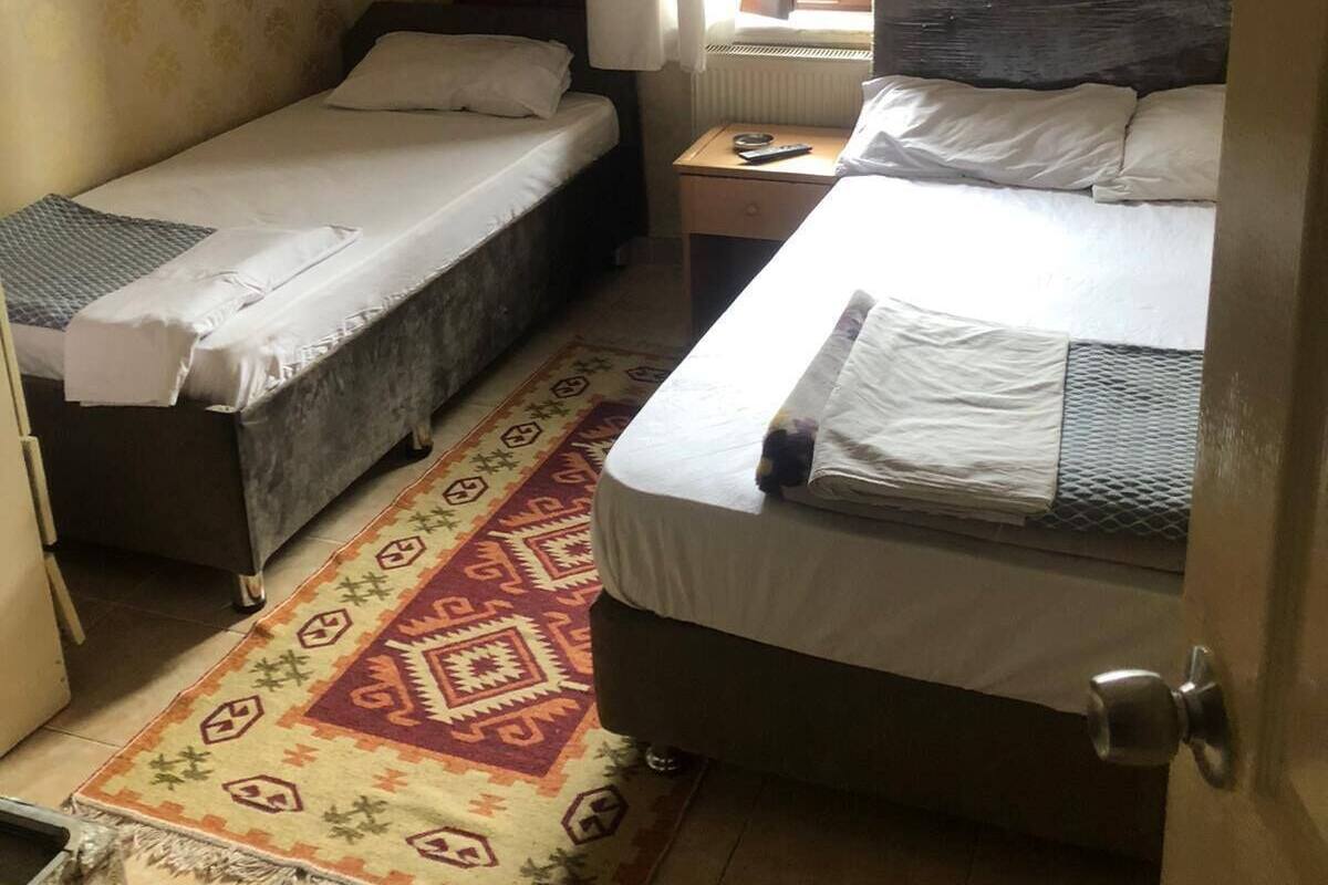 Blackout curtains, free WiFi, bed sheets
