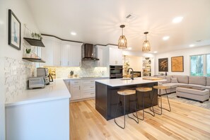 Fridge, microwave, oven, stovetop - As Seen in Dwell Magazine: Stunning Modern Coastal Getaway (Rehoboth Beach)