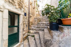 Exterior detail - Apartment Mo-Mo  - Superior Two Bedroom Apartment with City View (Dubrovnik)