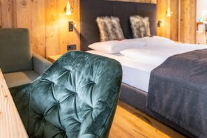 1 bedroom, free WiFi, bed sheets - Modern Holiday Apartment Chalet Ortles with Mountain View and Wi-Fi (Sankt Valentin auf der Haide)