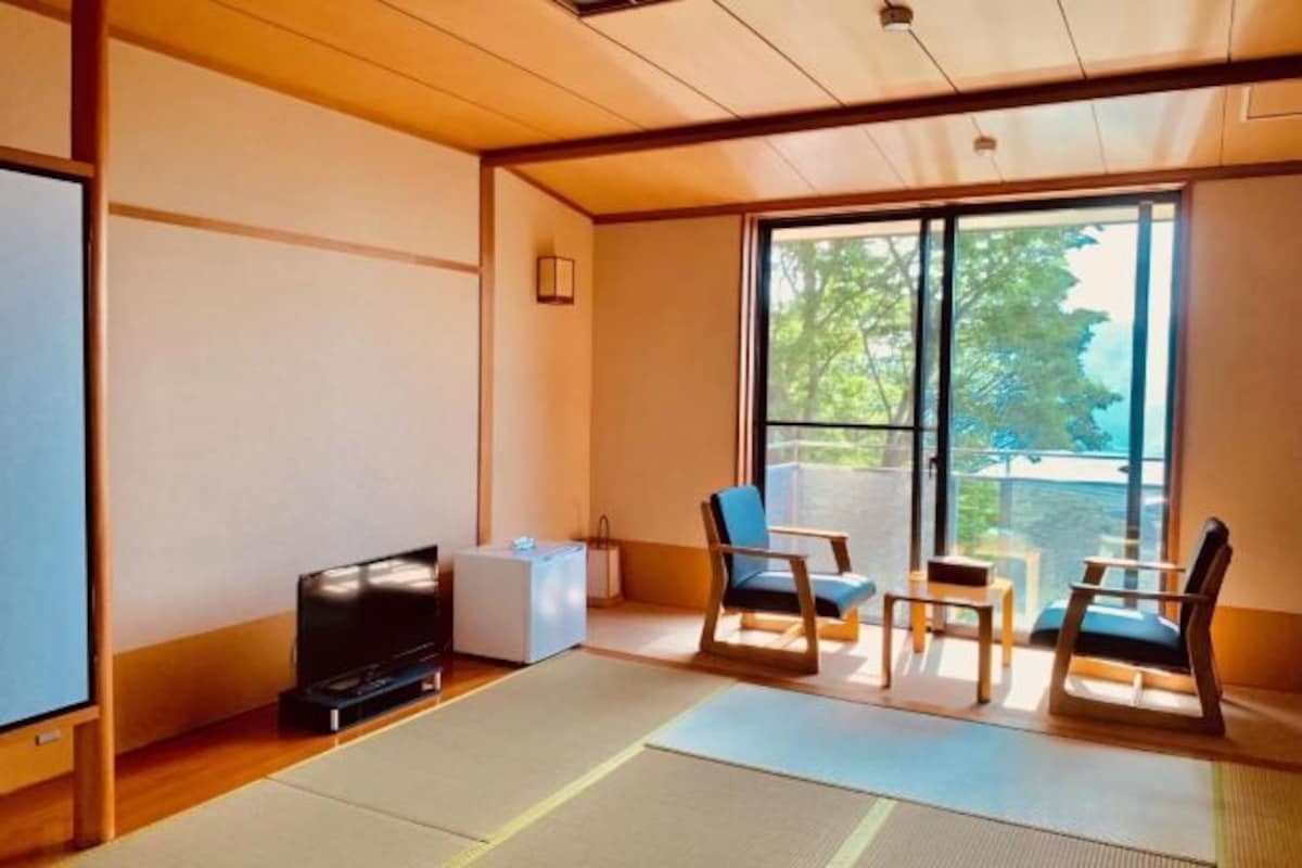 Japanese Style Room Main Building（View Of Mount Fuji And Lake Ashinoko）