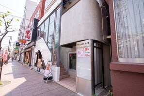 Exterior - Vail sta. Takenotsuka (Tokyo)