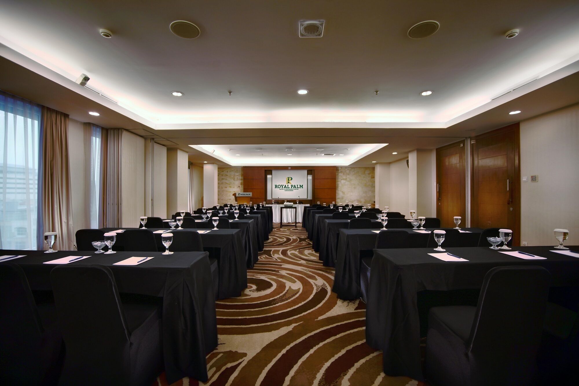 Foto - Royal Palm Hotel & Conference Center Cengkareng