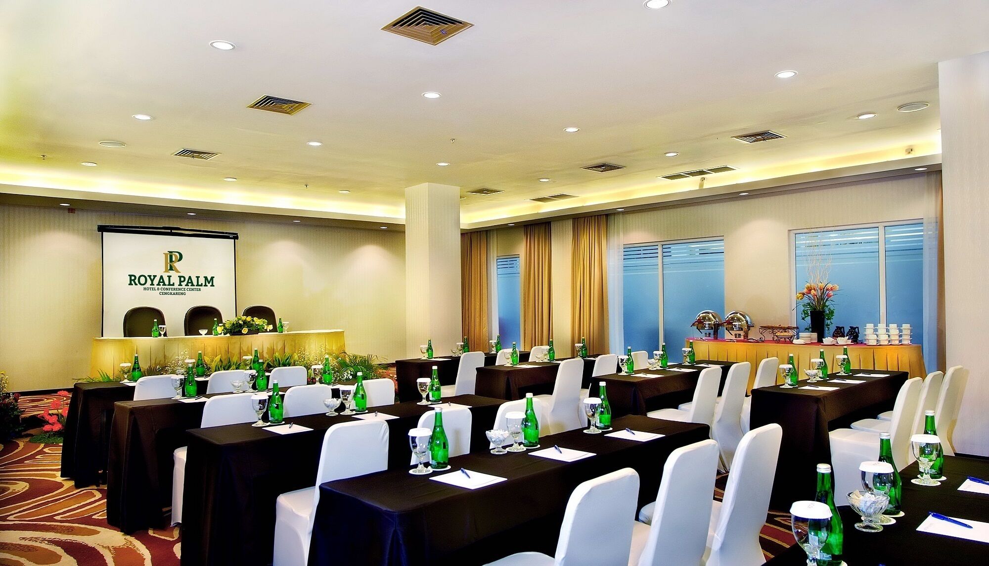 Foto - Royal Palm Hotel & Conference Center Cengkareng