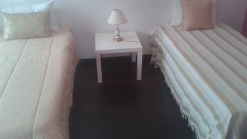 1 soverom, internettilgang, sengetøy og rullestolvennlig