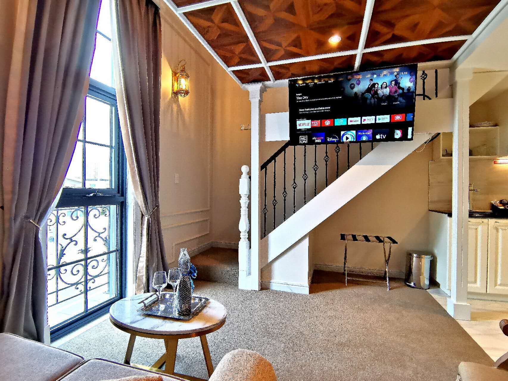 Photo - The Salisbury