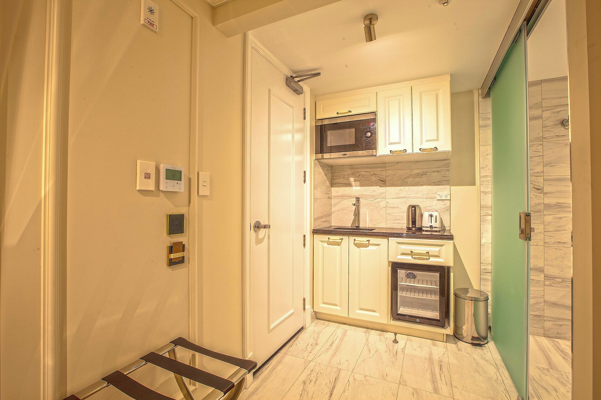 Photo - The Salisbury