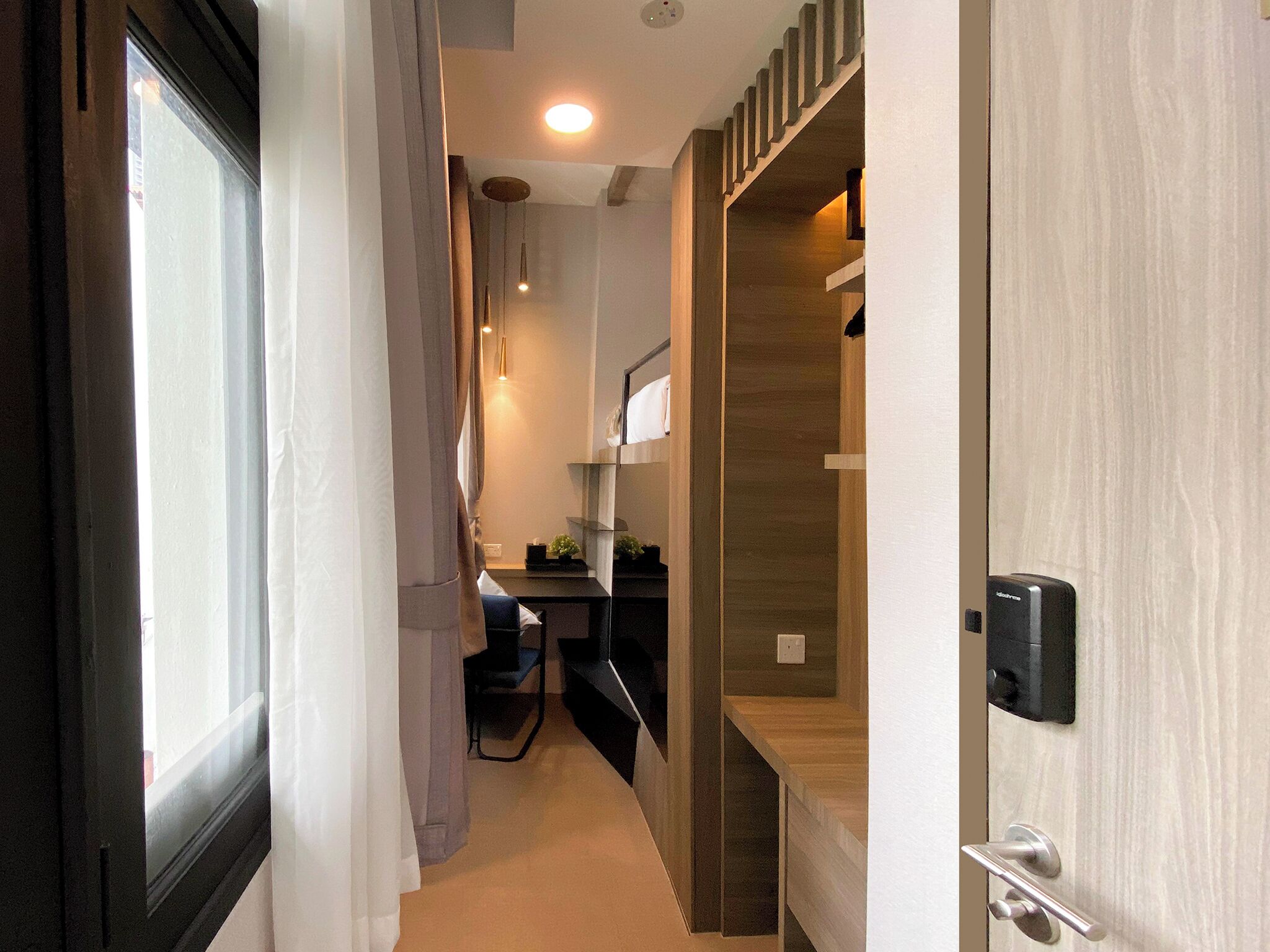 المنشأة من الداخل