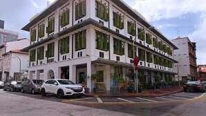 Unclassified image, 2 of 72, button - ST Signature Lite Tanjong Pagar - Dark (Singapore)