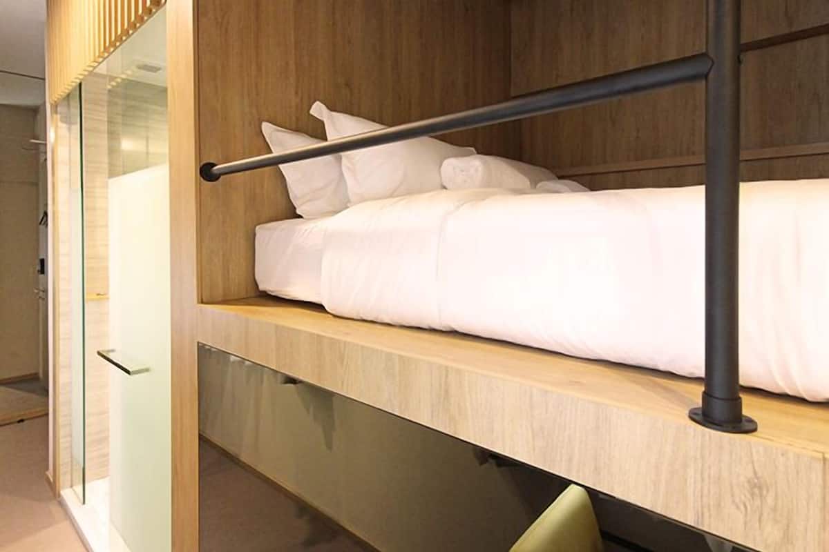 Cabana básico | Cofres nos quartos, escrivaninha, Wi-Fi de cortesia