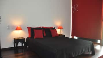 1 bedroom, internet, bed sheets, wheelchair access