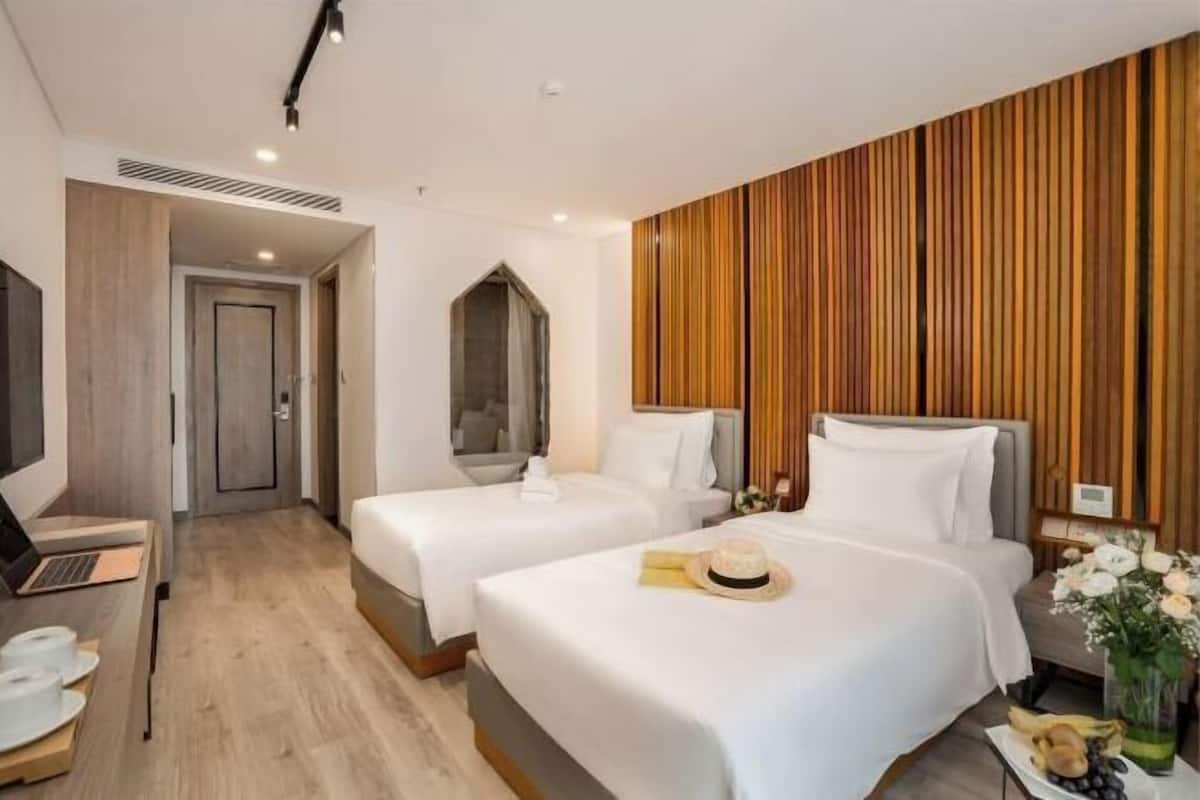 1 bedroom, premium bedding, pillow-top beds, minibar