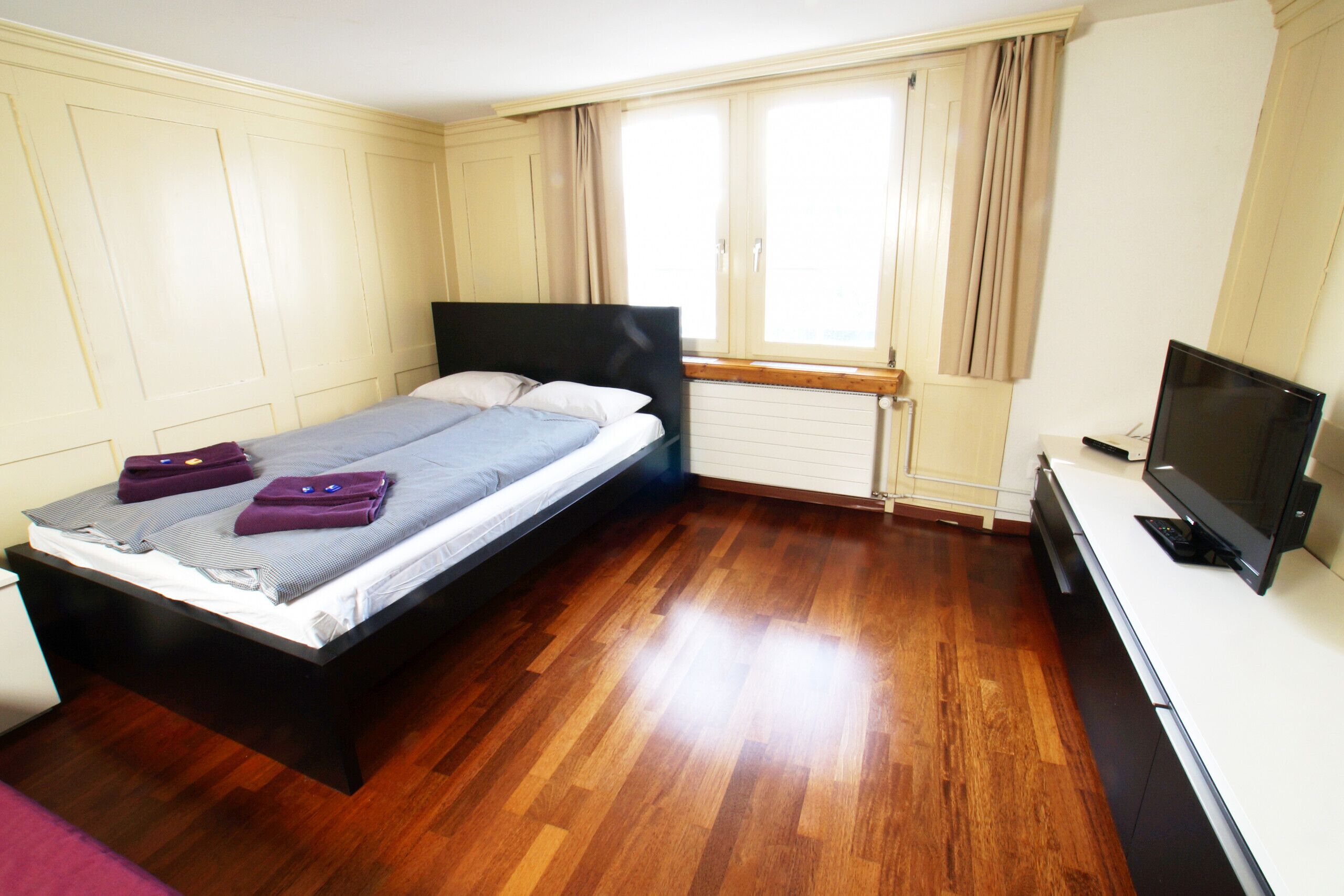 1 kamar tidur dan seprai linen