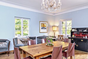 Free daily cooked-to-order breakfast - Villa Zollhaus Bed & Breakfast (Tuerkheim)